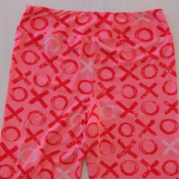 LuLaRoe Leggings in Valentine's Day (XOXO) Print – Tall & Curvy – GUC - Picture 5 of 8